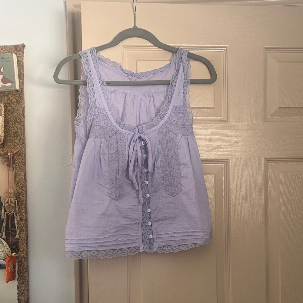 Lavender Lace Trim Sleeveless Top